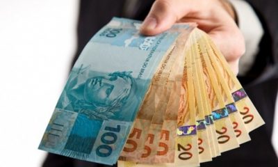 Valor do salário mínimo diminui novamente e deverá ser de R$ 965 em 2018