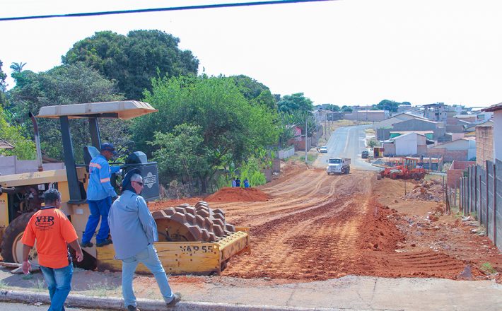 Iniciado obras na Rua Maria de Lourdes Moreira