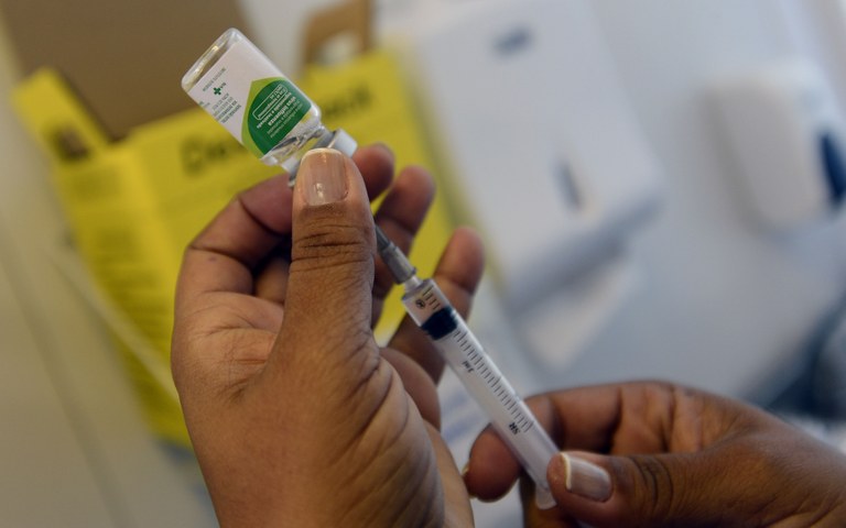 SMS inova na campanha de Vacinação contra Influenza com atendimento ampliado em locais estratégicos 