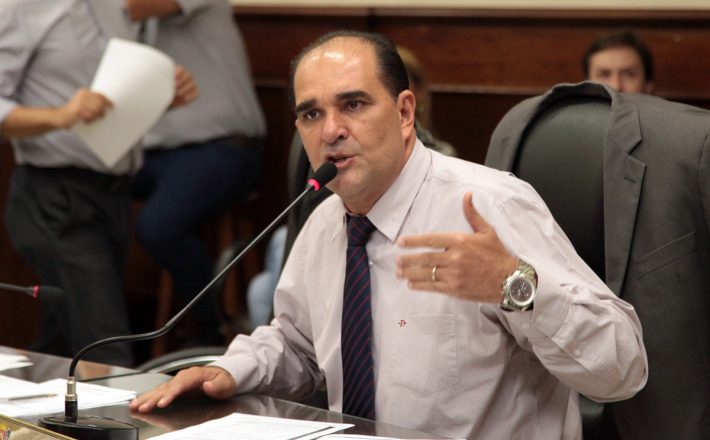 Marão pede adicional para servidores que atuam na limpeza insalubre