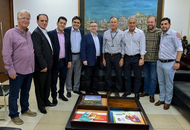 Piau recebe no Centro Administrativo visita institucional do senador Anastasia