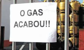 Procon reúne revendedores para tratar da escassez de gás de cozinha em Uberaba