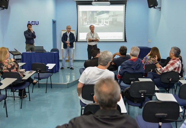 Lojistas se comprometem a executar reforma das fachadas em 40 dias