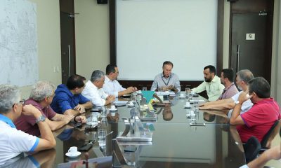 Prefeito conversa com Associação Centro Forte sobre estacionamento rotativo