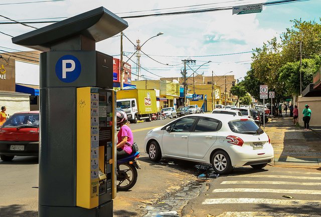 Perfeito determina a suspensão de multas no Estacionamento Rotativo