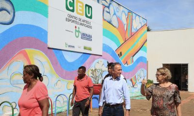 Prefeito Paulo Piau visita equipamentos sociais do Residencial 2000