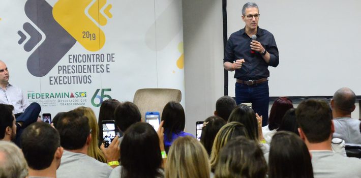 Governador defende legislação tributária simplificada para valorizar empresas e impulsionar a economia de Minas