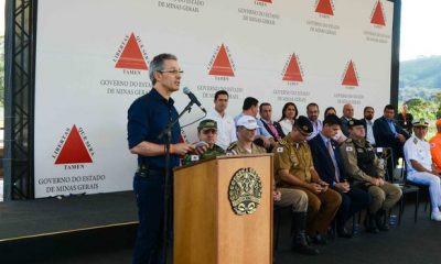Romeu Zema entrega viaturas para o policiamento Rodoviário, de Meio Ambiente e para o Corpo de Bombeiros de Minas