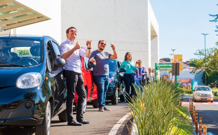 Shopping Uberaba entrega carros da Promoção