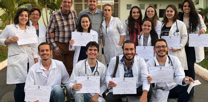 Detentos de Pouso Alegre recebem atendimento voluntário de estudantes de Medicina