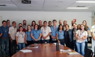 Reunião de comitê gerencial discute preparativos finais para ExpoGenética