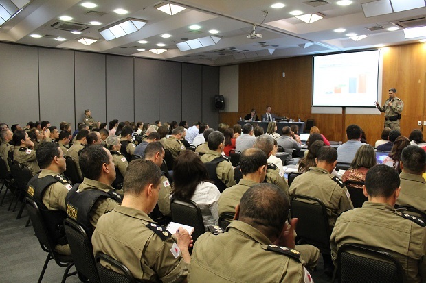 Educação e PM articulam ações com foco na prevenção da violência