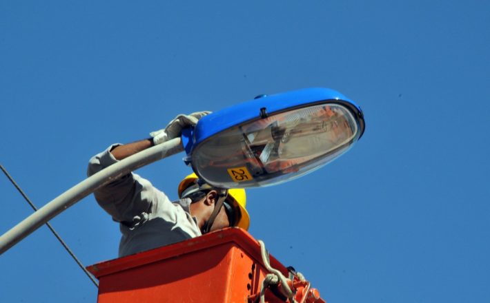 “0800 da iluminação pública” está liberado para atendimento à população 