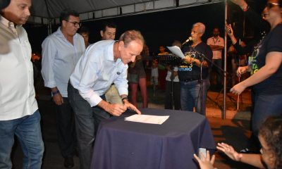 Prefeito recebe devolução simbólica de R$ 1,3 milhão Câmara Municipal