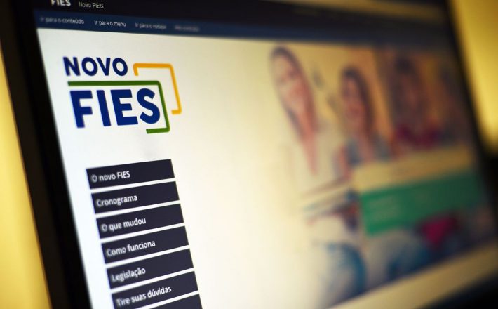 Fies pode ser renovado até 30 de novembro
