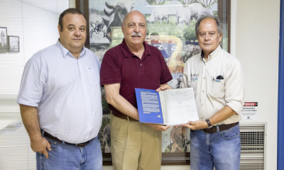 Presidente do Conselho Curador do Museu do Zebu homenageia presidente da ABCZ