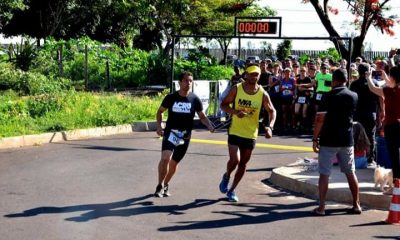 Atleta com deficiência visual participa da Chopp Time Run Fest