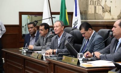 Prefeito participa da abertura do ano legislativo municipal