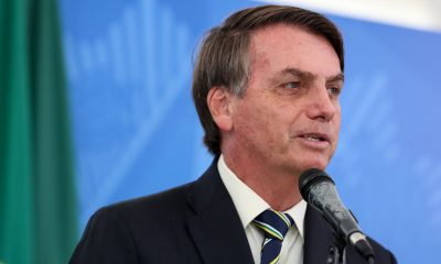 Bolsonaro sanciona com 11 vetos lei que altera auxílio emergencial