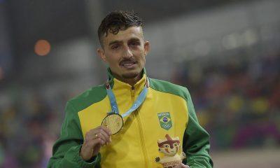 Campeão pan-americano faz live solidária