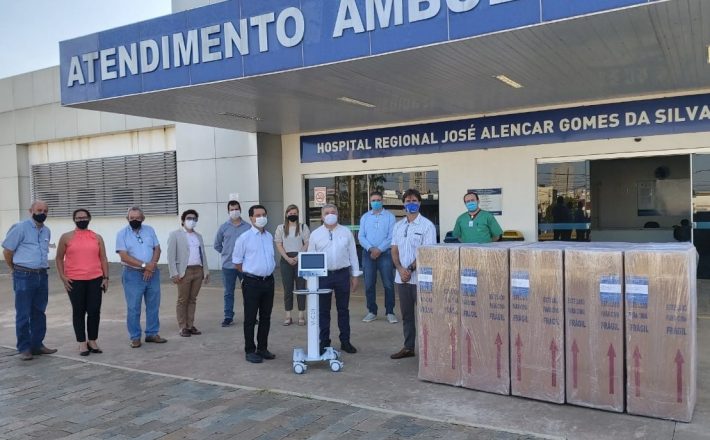 Fiemg doa 10 respiradores para Hospital Regional José de Alencar