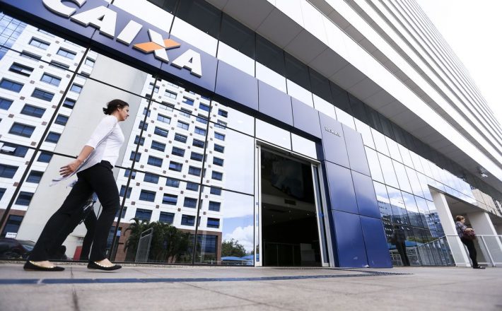 Caixa abre 770 agências hoje das 8h às 12h