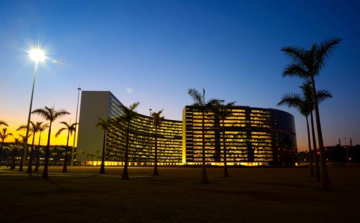 Governador Romeu Zema anuncia pagamento de nova parcela do 13º salário