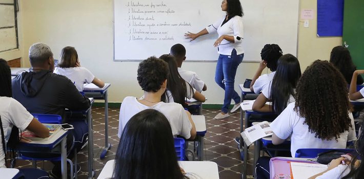 Ano letivo na rede pública estadual de Minas Gerais em 2021 terá início em 4 de março