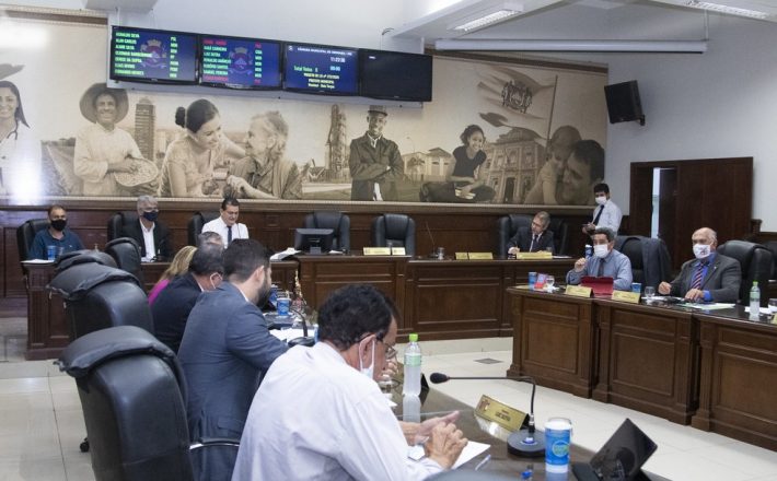 Câmara de Uberaba aprova concessão de incentivos e doação de áreas para quatro empresas investirem no município