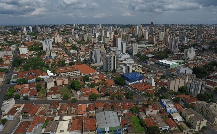 Em Uberaba, decreto que regulamenta medidas impostas na Onda Roxa sofre algumas alterações; veja o que mudou