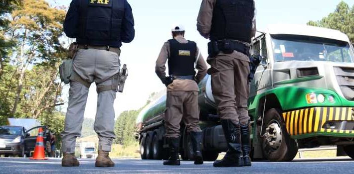 Operação Divisas Integradas apreende quase 5 toneladas de drogas somente em MG