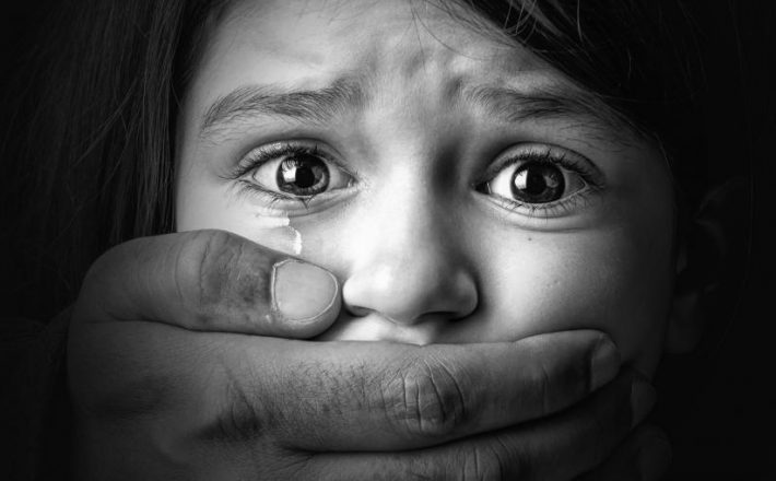 Carreata marca Dia Nacional de Combate ao Abuso e à Exploração Sexual de Crianças em Uberaba