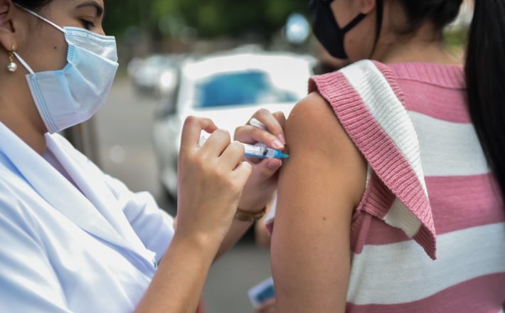 Governo Municipal segue com vacinação para pessoas com comorbidades