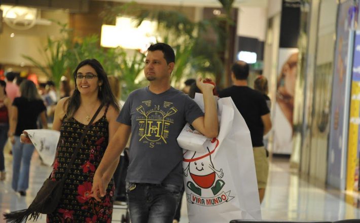 Shopping Uberaba atribui melhora das vendas ao avanço da vacinação