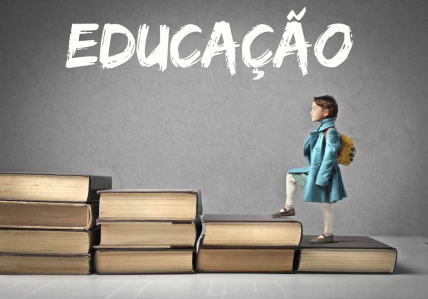 Educação prepara volta às aulas presenciais para alunos de 3 anos