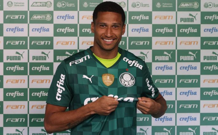 Murilo chega ao Palmeiras de olho em vaga no time titular