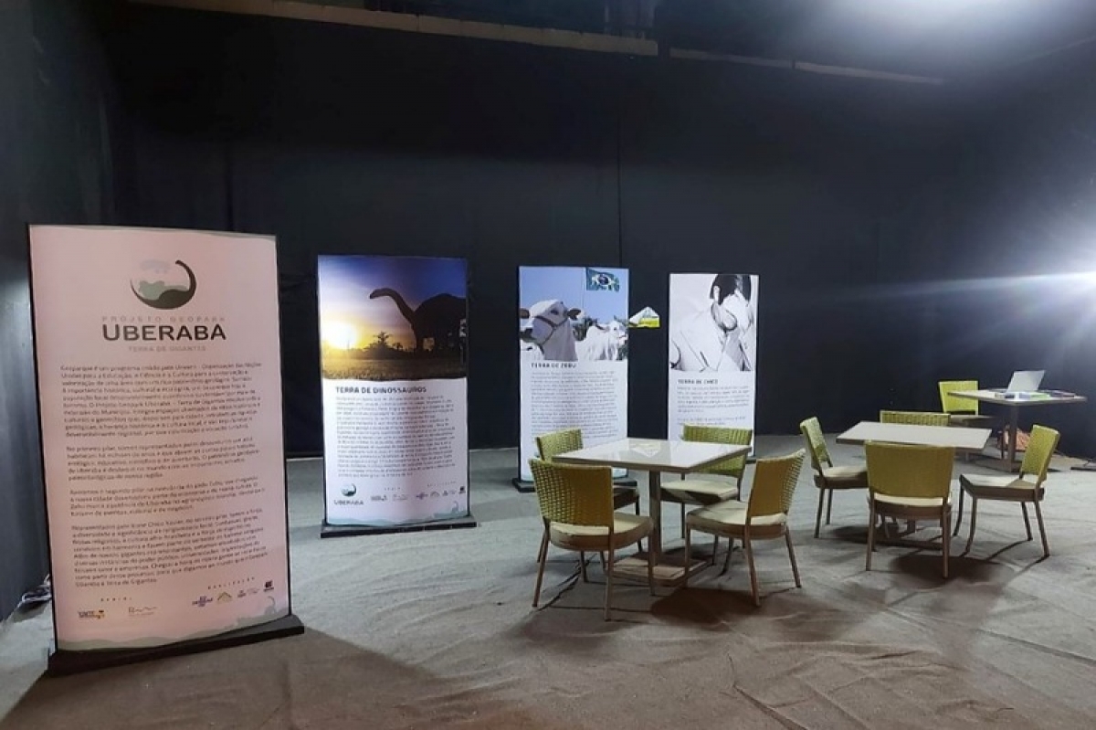 Exposição do projeto Geopark Uberaba está no Romma Street Mall