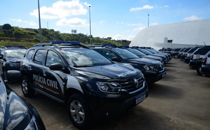 Governo de Minas entrega 112 viaturas para a Polícia Civil