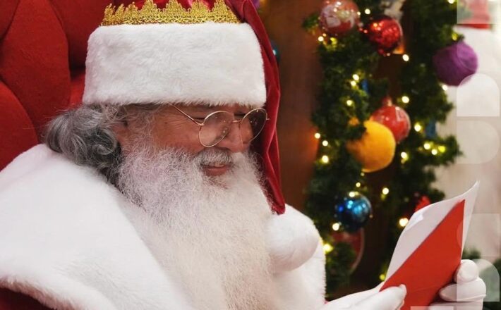 Shopping Uberaba entrega presentes a crianças carentes