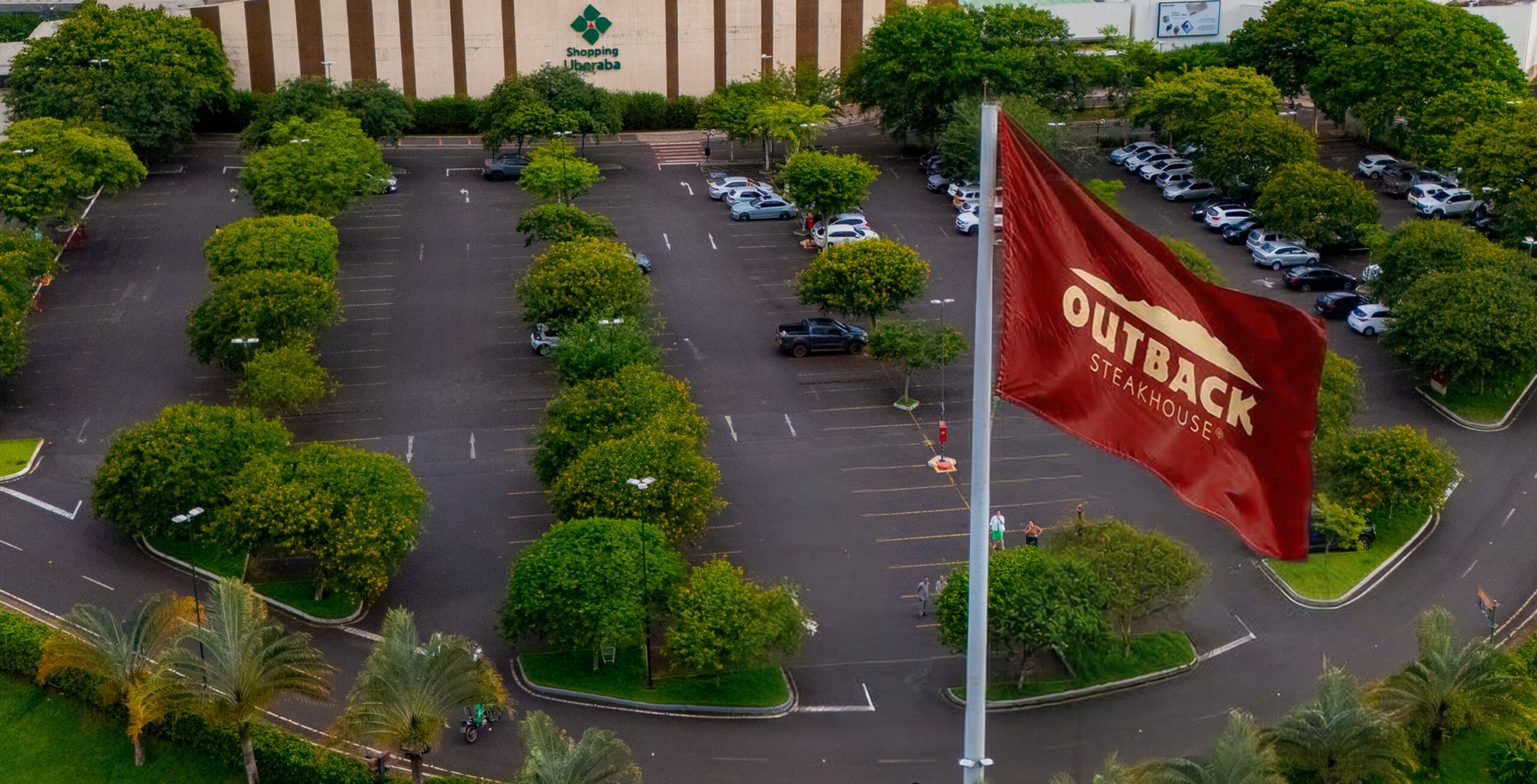 Outback Steakhouse chega ao Shopping Uberaba