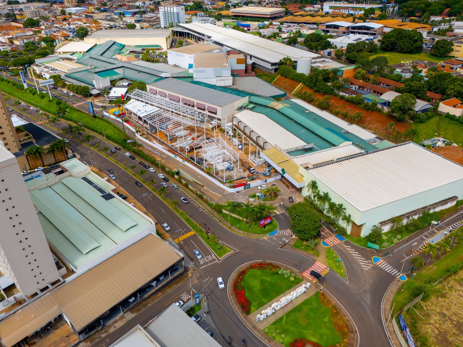 Shopping Uberaba promove Caça aos Ovos de Páscoa