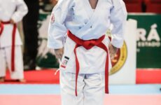 Atleta de Uberaba é prata em Campeonato Mundial de Karatê